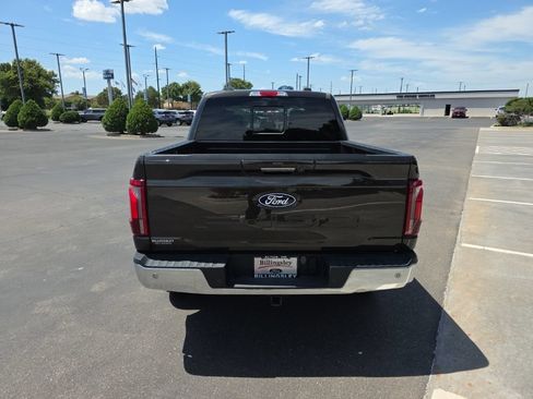 Used 2024 Ford F150 Lariat w/ FX4 Off-Road Package AWD/4WD image 4