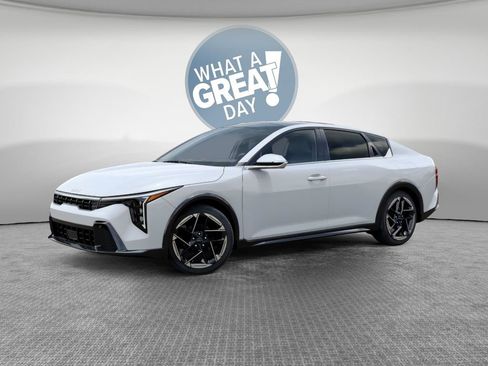 New 2025 Kia K4 GT-Line Turbo FWD image 3