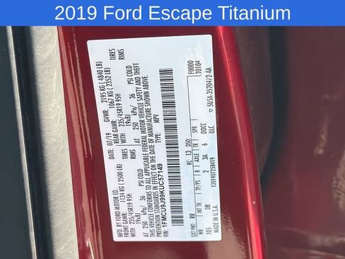 Used 2019 Ford Escape Titanium AWD/4WD image 20