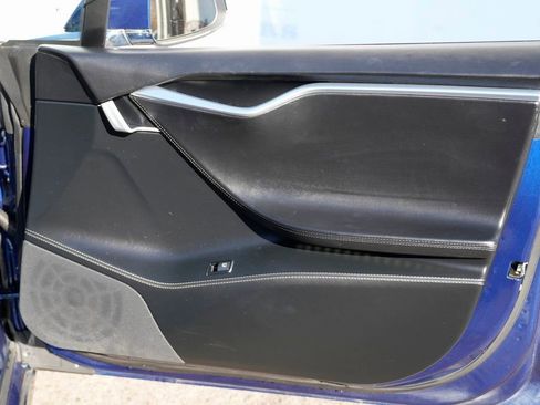 Used 2017 Tesla Model S 75D image 32