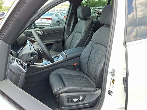 Used 2026 BMW X5 xDrive40i image 13