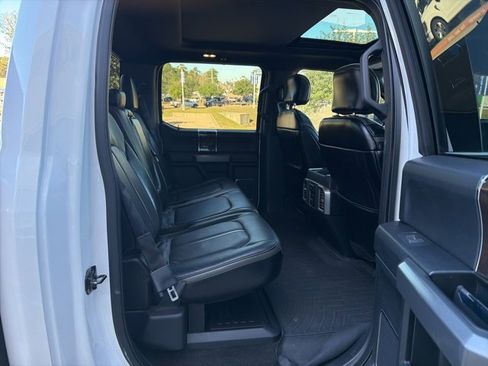 Used 2017 Ford F250 Platinum w/ Platinum Ultimate Package image 11