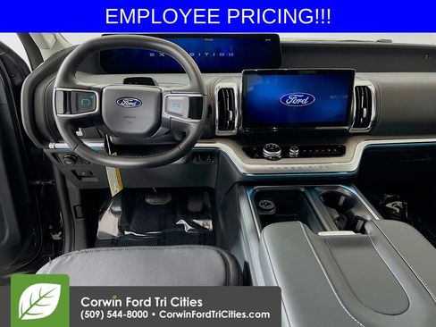 New 2026 Ford Expedition Max Platinum w/ Driver's Package AWD/4WD image 28