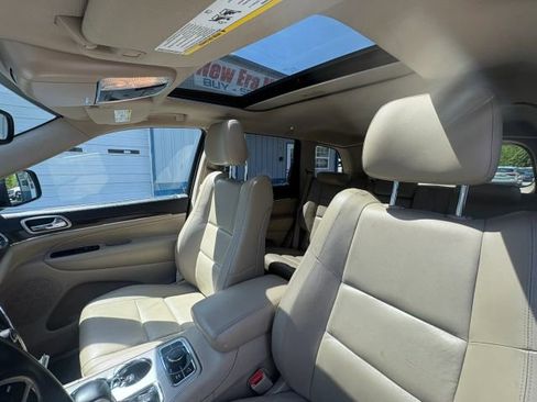 Used 2017 Jeep Grand Cherokee Limited w/ Trailer Tow Group IV image 20