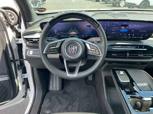 Certified 2025 Buick Enclave Avenir w/ Super Cruise Package FWD image 13