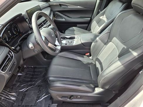 Certified 2025 INFINITI QX60 Luxe w/ Black Edition AWD/4WD image 10