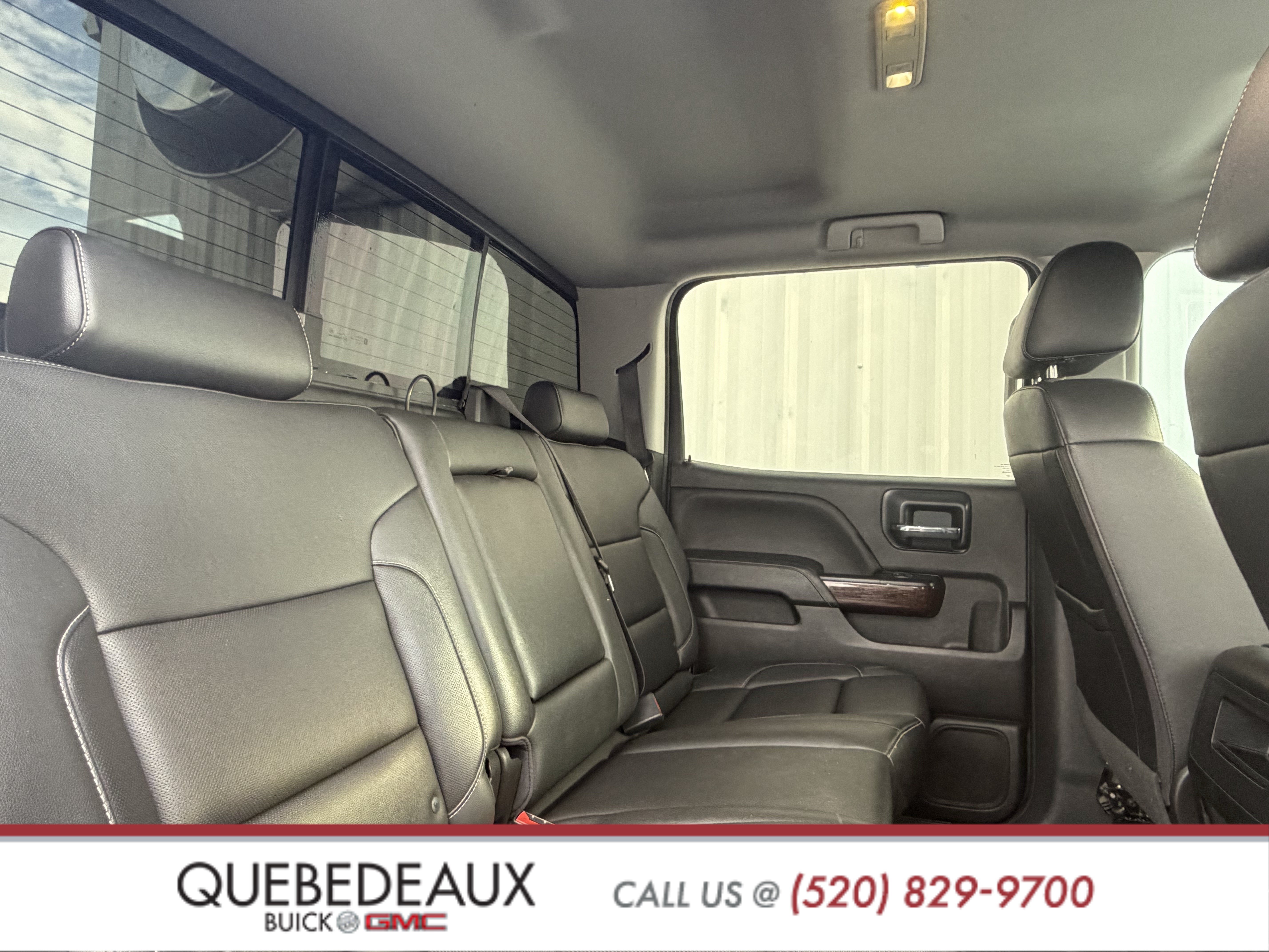 Used 2018 GMC Sierra 1500 SLT w/ Enhanced Driver Alert Package AWD/4WD image 17