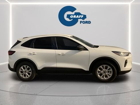 Used 2025 Ford Escape Active w/ Cold Weather Package image 7