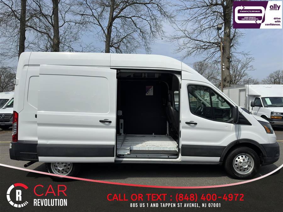 Used 2022 Ford Transit 250 148 High Roof AWD image 11