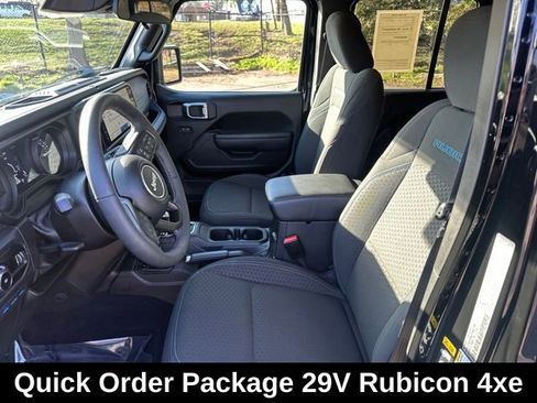 Used 2025 Jeep Wrangler Unlimited Rubicon 4xe w/ Safety Group AWD/4WD image 22