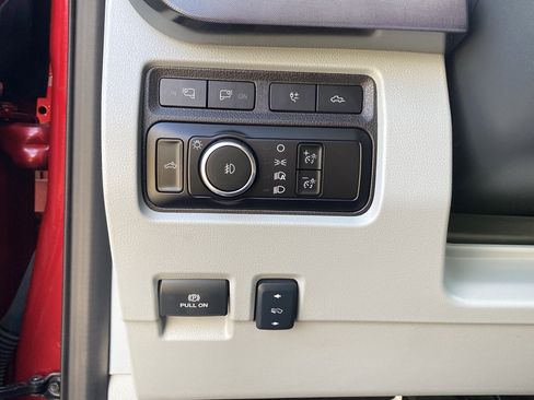 Used 2024 Ford F450 Limited w/ FX4 Off-Road Package image 28