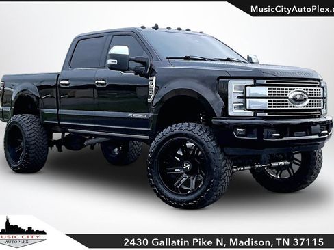 Used 2019 Ford F250 Platinum w/ Platinum Ultimate Package AWD/4WD image 1