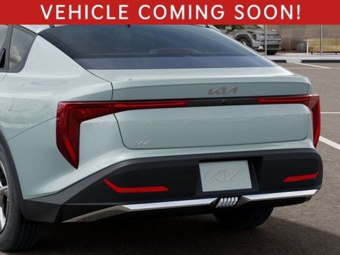 New 2026 Kia K4 FWD image 13