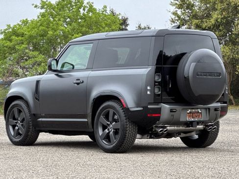 Used 2023 Land Rover Defender 90 V8 image 6