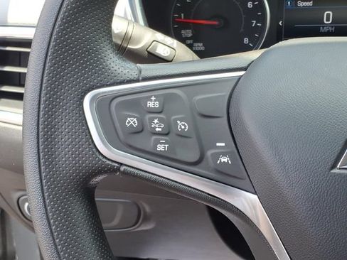 Used 2023 Chevrolet Equinox LT FWD image 18