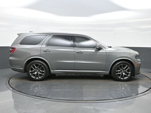 Used 2022 Dodge Durango R/T w/ Tow 'N Go Package AWD/4WD image 7