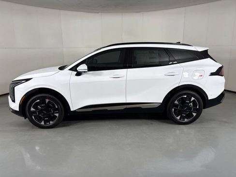 New 2026 Kia Sportage SX FWD image 5