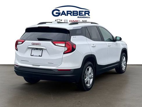 Used 2023 GMC Terrain SLE w/ Driver Convenience Package AWD/4WD image 5
