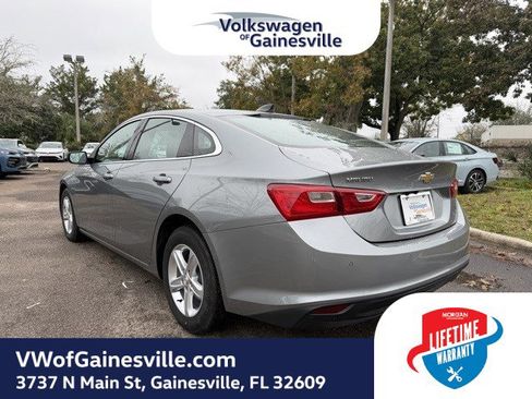 Used 2025 Chevrolet Malibu LS image 4