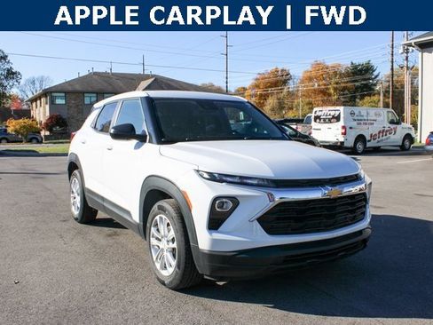 Used 2024 Chevrolet TrailBlazer LS w/ LS Convenience Package image 2