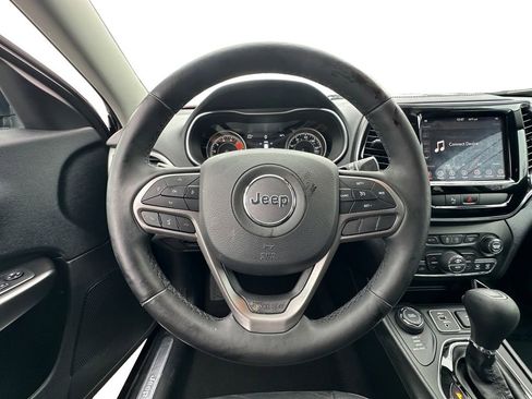 Used 2020 Jeep Cherokee Limited image 12