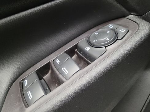 Used 2020 Chevrolet Equinox LT FWD image 27