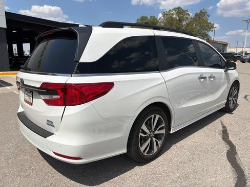 Used 2024 Honda Odyssey Touring image 5
