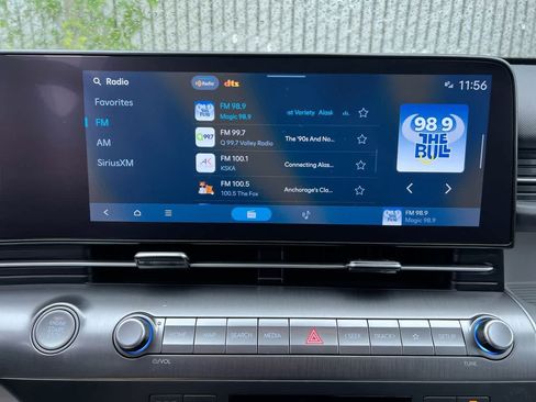 Used 2024 Hyundai Kona SEL AWD/4WD image 16