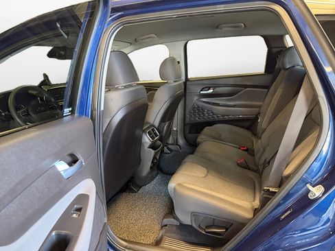 Used 2019 Hyundai Santa Fe SE AWD/4WD image 16
