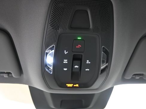 Certified 2025 Audi Q5 Premium w/ Convenience Package image 33