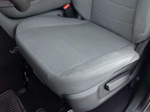 Used 2018 RAM 1500 Express w/ Express Value Package image 25