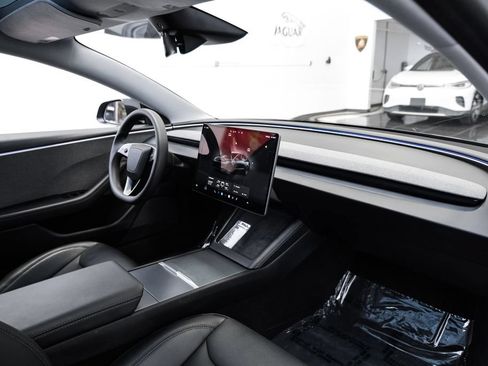 Used 2025 Tesla Model 3 Long Range RWD image 10