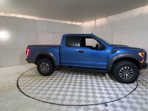 Used 2019 Ford F150 Raptor w/ Equipment Group 801A Mid image 4