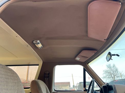 Used 1990 Ford Bronco 2dr Wagon image 19