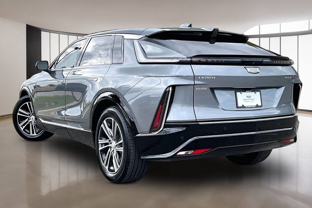 Used 2023 Cadillac Lyriq 2WD image 12