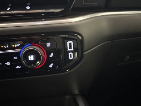 Used 2025 Chevrolet Silverado 3500 LTZ w/ LTZ Premium Package image 71