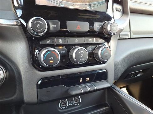 Used 2024 RAM 1500 Laramie image 21