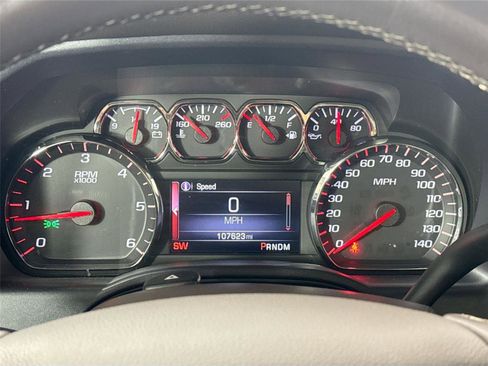 Used 2014 GMC Sierra 1500 SLT w/ SLT Crew Cab Value Package image 19