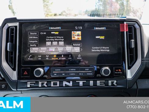 Certified 2025 Nissan Frontier SV image 37