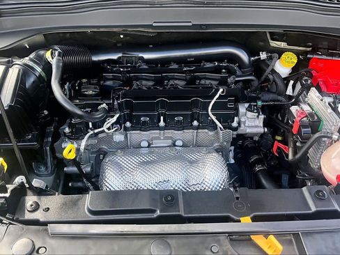 Used 2021 Jeep Renegade Latitude image 32