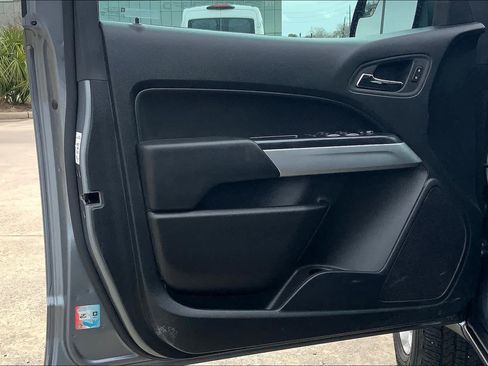 Used 2022 Chevrolet Colorado LT w/ LT Convenience Package RWD image 22