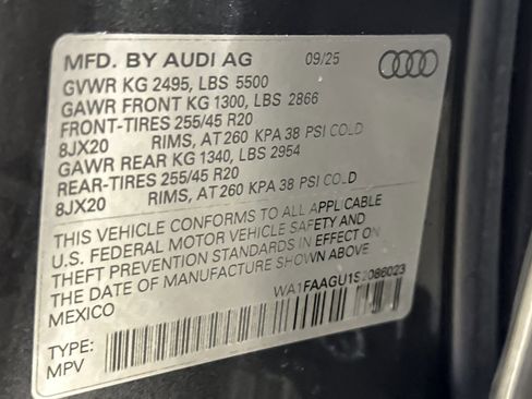 New 2025 Audi Q5 Prestige image 24