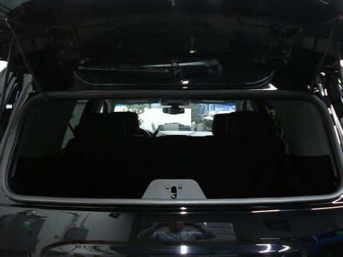 Used 2018 Chevrolet Tahoe LS w/ Max Trailering Package image 10