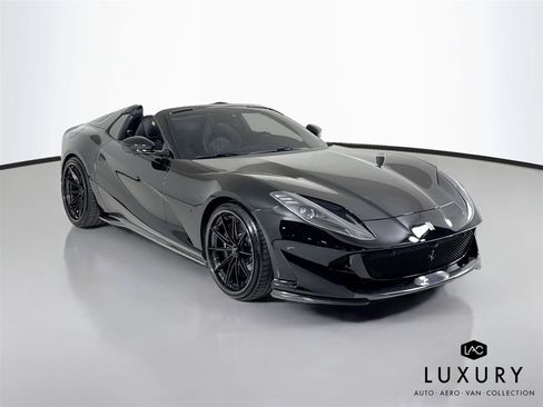 Used 2021 Ferrari 812 GTS RWD image 3
