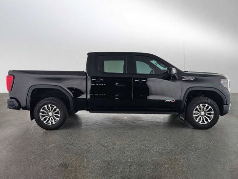 Used 2023 GMC Sierra 1500 AT4 AWD/4WD image 2