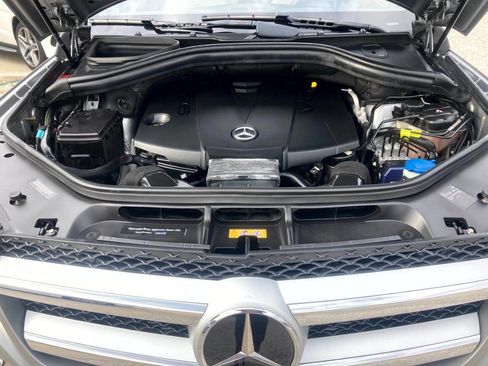 Used 2016 Mercedes-Benz GL 320 BlueTEC 4MATIC image 24