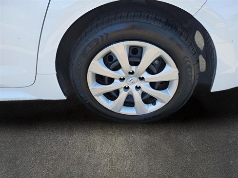 Used 2024 Toyota Corolla LE FWD image 26
