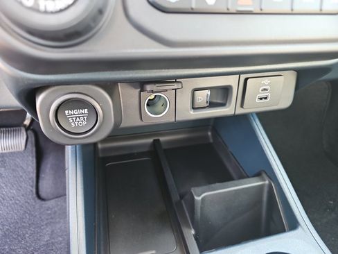 New 2026 Ford Maverick Lariat w/ Black Appearance Package image 20