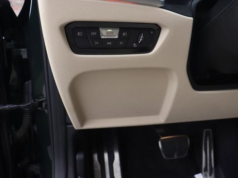 Certified 2023 BMW 430i Coupe w/ M Sport Package image 20