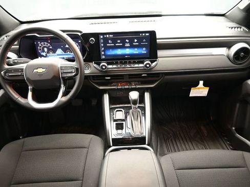New 2025 Chevrolet Colorado LT image 24